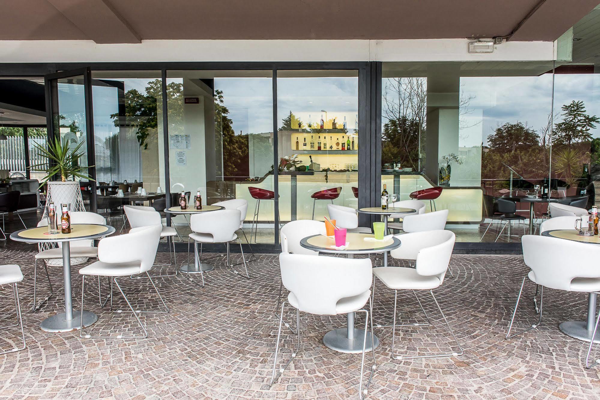 Sotel Nomentana Roma Exteriör bild